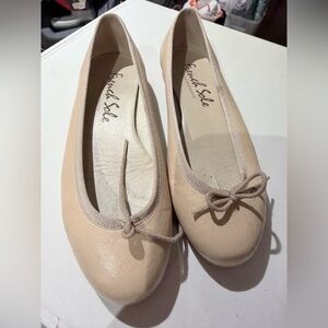 EUc French sole ballet flats in 35